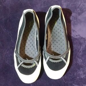 L.L. Bean Blue Mesh Flats with White Trim